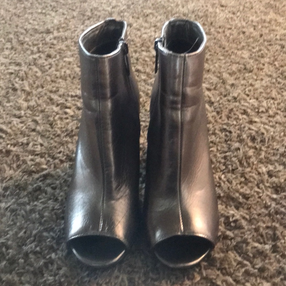 Women Breckelles shoes